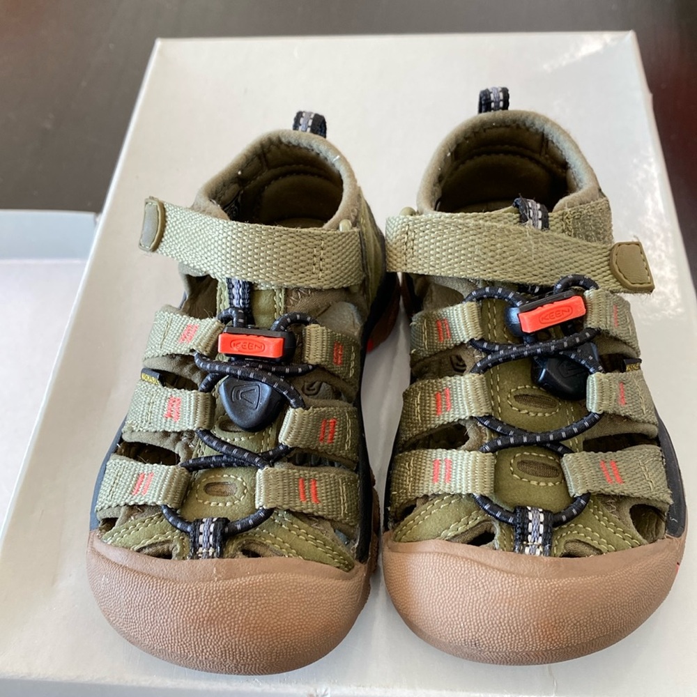 Keen Newport H2 *Like New*